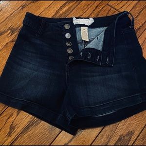 Altr’d State dark wash button fly highwasted short